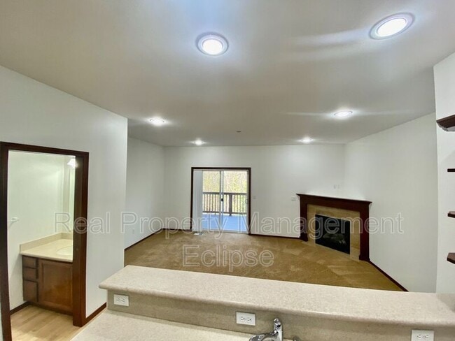 Building Photo - 21345 11th Dr SE