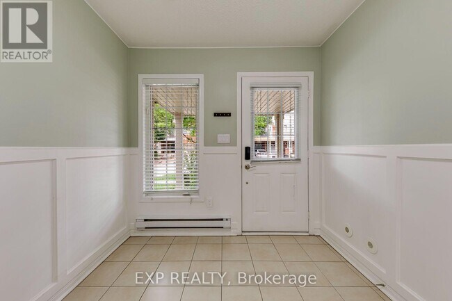 Photo du bâtiment - 3034 Dewridge Ave