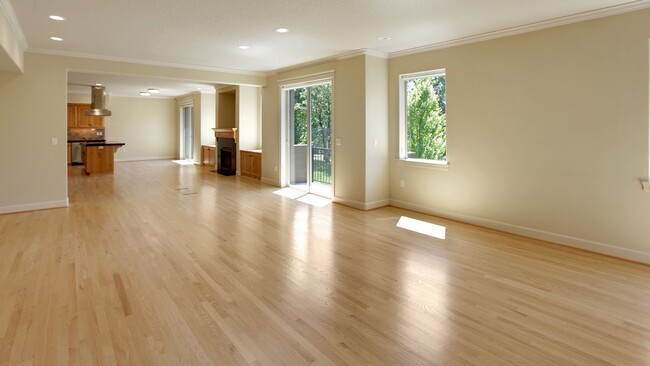 Foto del edificio - Newer Forest Heights Townhome Close to Nik...