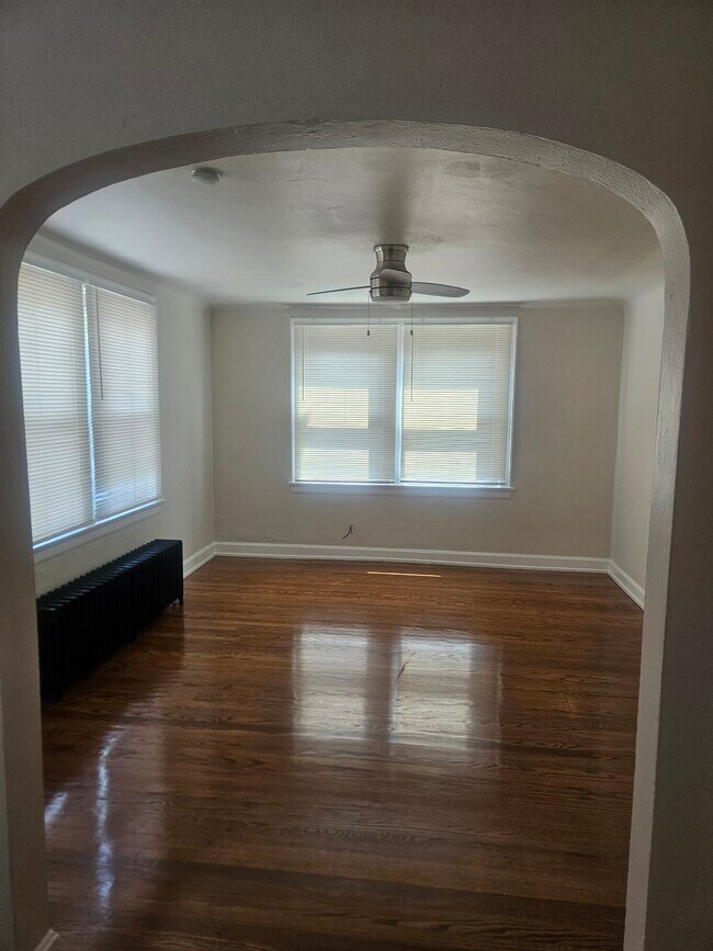 Foto del edificio - 1735 Highland Ave