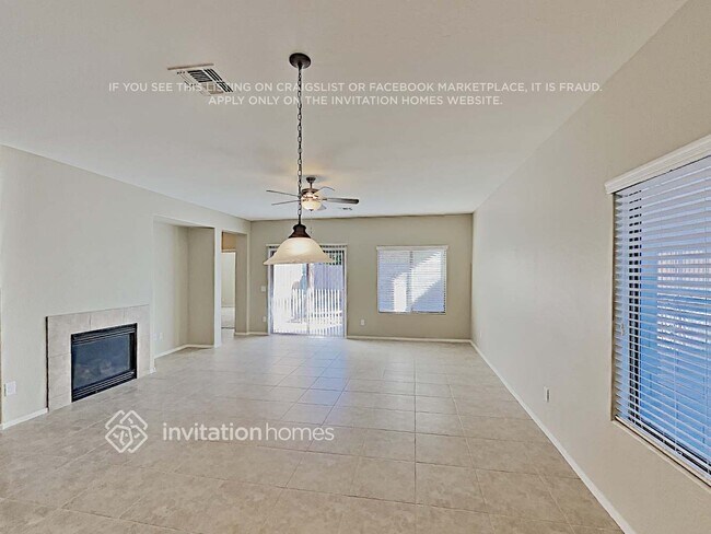 Foto del edificio - 1271 W Desert Valley Dr