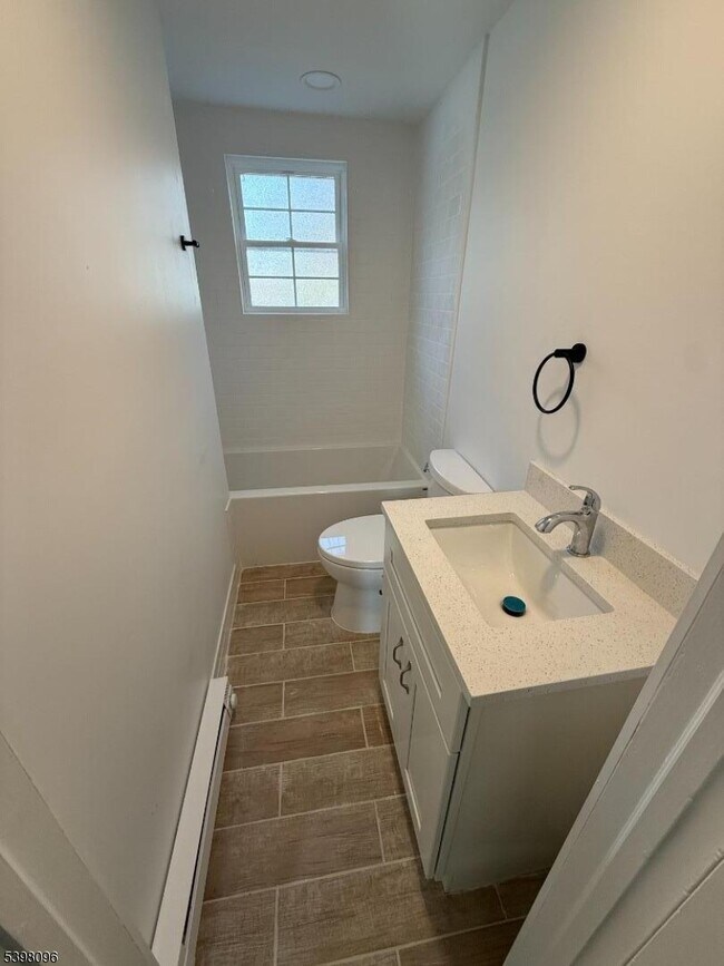 Foto del edificio - 173 US-46