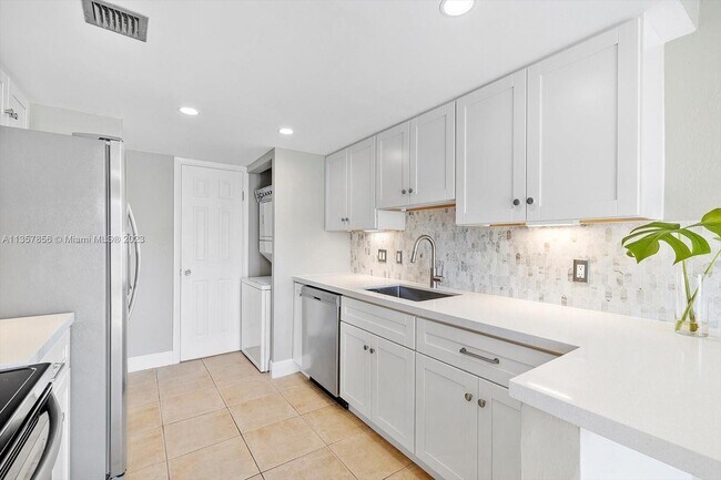 Building Photo - 9046 SW 159th Terrace