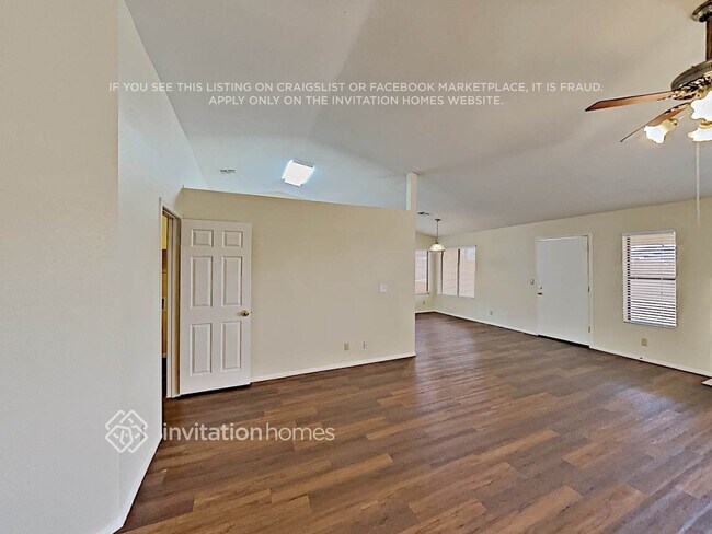 Building Photo - 5831 E Ellis St