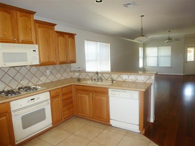 Building Photo - 3500 Copper Ridge Dr