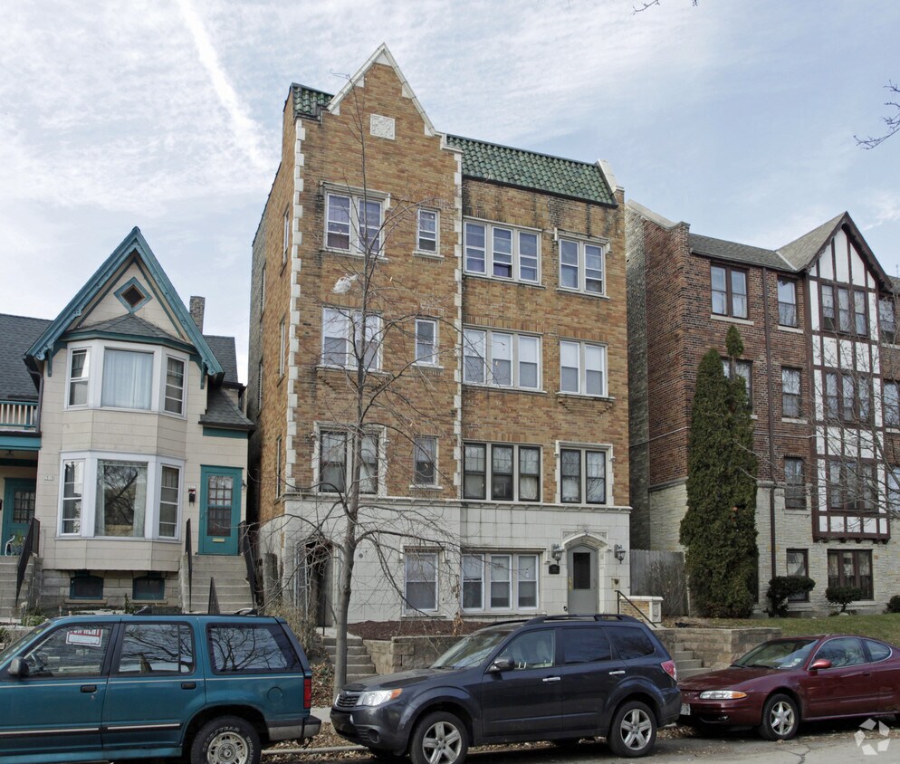 Primary Photo - 1521 N Franklin Pl