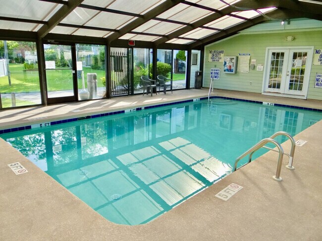 Foto del edificio - 3973 Forsythia Ct