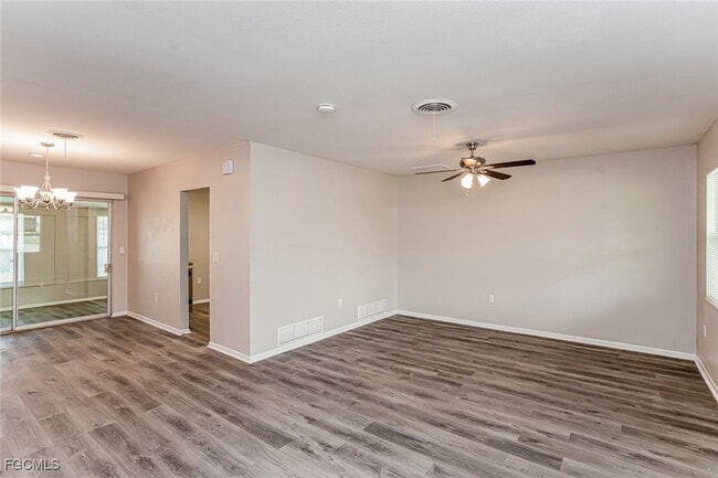 Foto del edificio - 604 Shamrock Blvd