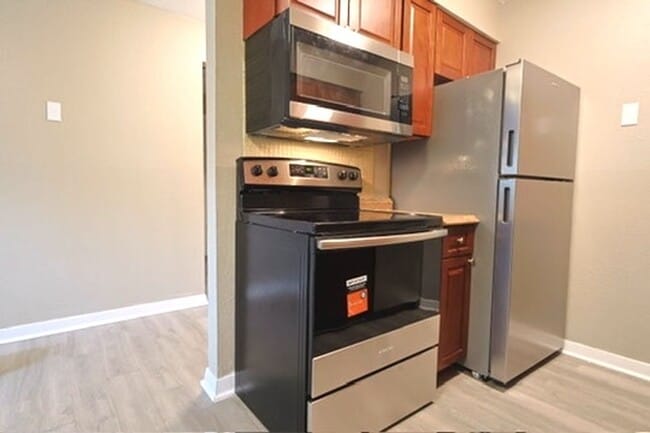 Building Photo - 3021 Pestalozzi St