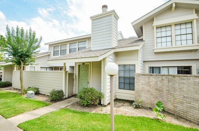 Foto del edificio - 6211 Ludington Dr