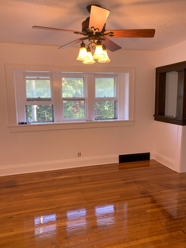 Dinning room - 1444 33rd St