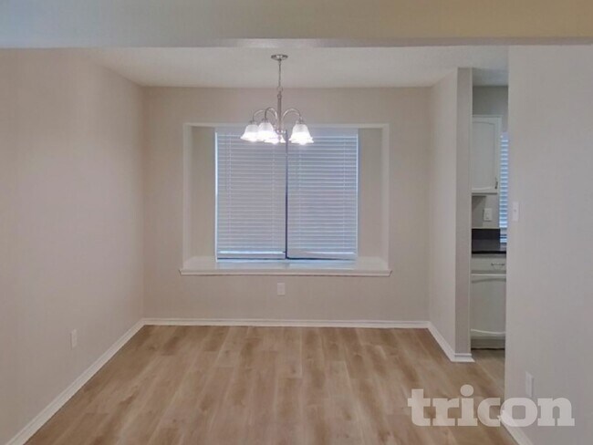 Building Photo - 133 Brockway Dr