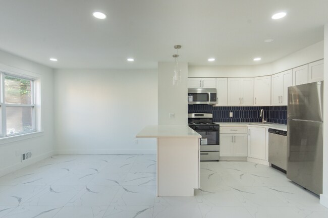 Foto del edificio - 505 Adams Ln