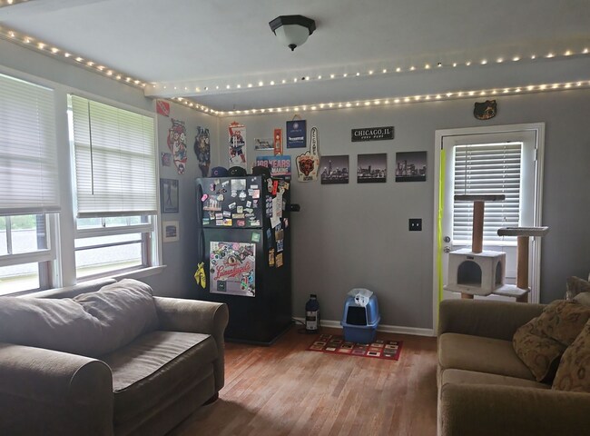 Foto del edificio - 1105 Allenwood Dr