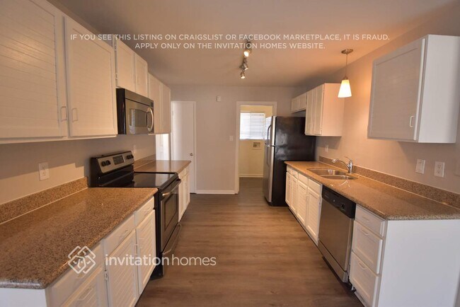 Foto del edificio - 3410 W Orchid Ln
