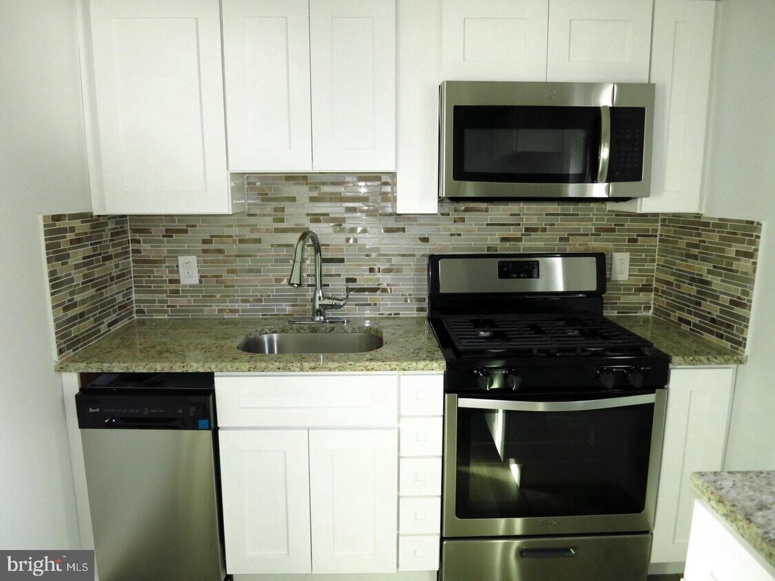 126 West St, Woodbury, NJ 08096 House Rental in Woodbury, NJ