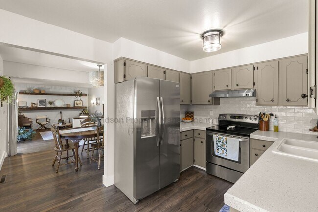 Foto del edificio - 5026 Palmer Park Blvd