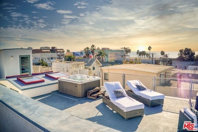 Photo - 46 Rose Ave House