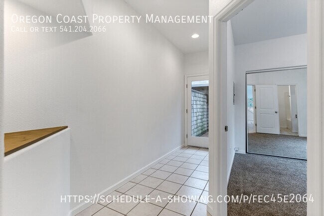 Foto del edificio - 4626 SE 51st St
