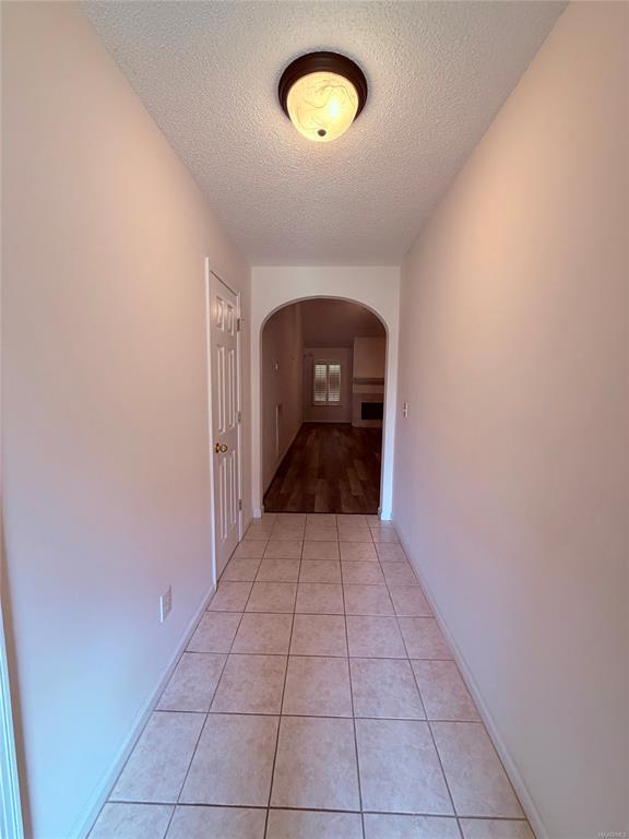 Foto del edificio - 353 Cotton Lakes Blvd