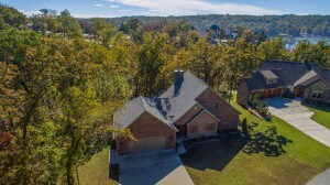 Building Photo - 3 Bedroom single family home