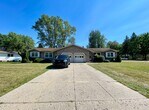 Primary Photo - Carriage Hill 1348/1350