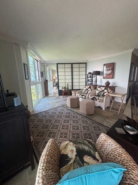 Building Photo - 2405 Kalanianaole St