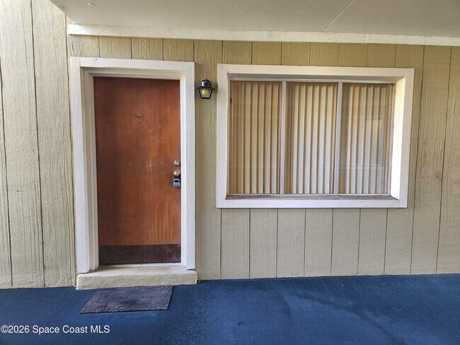 Foto del edificio - 4304 London Town Rd