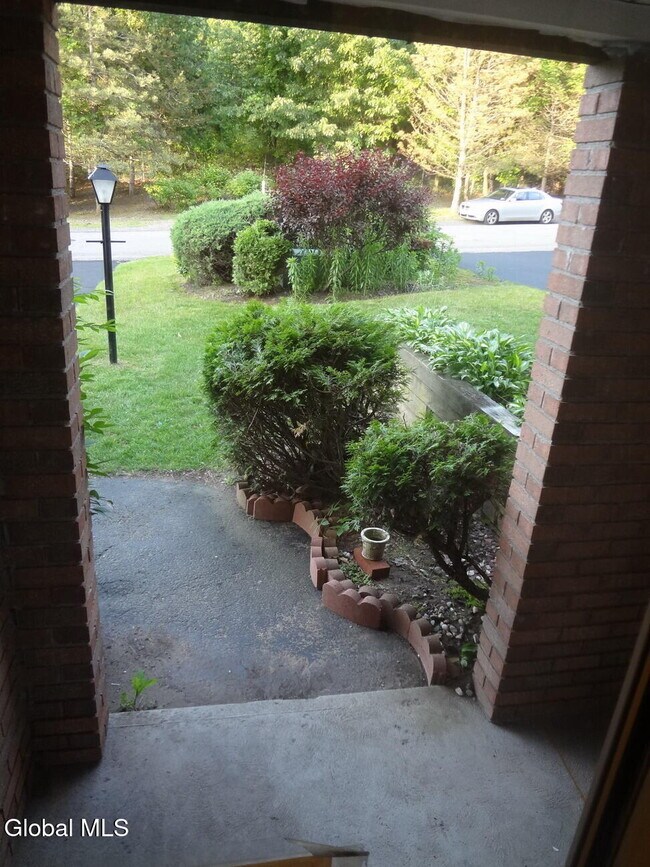 Foto del edificio - 4007 Chaucer Pl