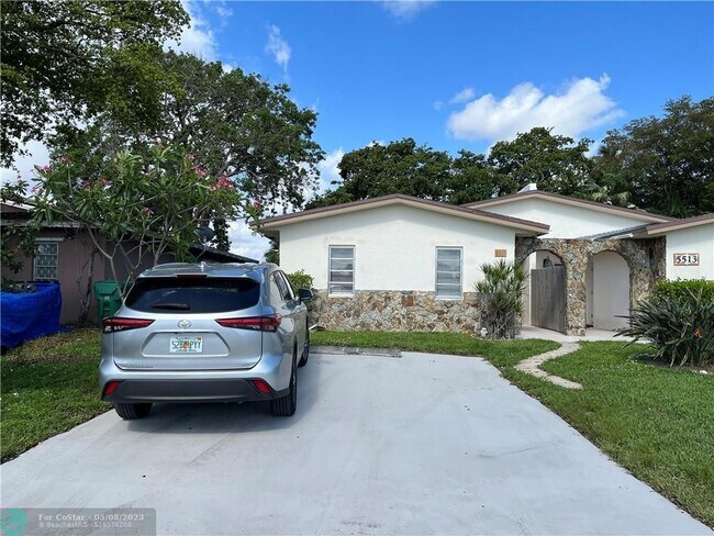 Foto del edificio - 5517 SW 24th Ave