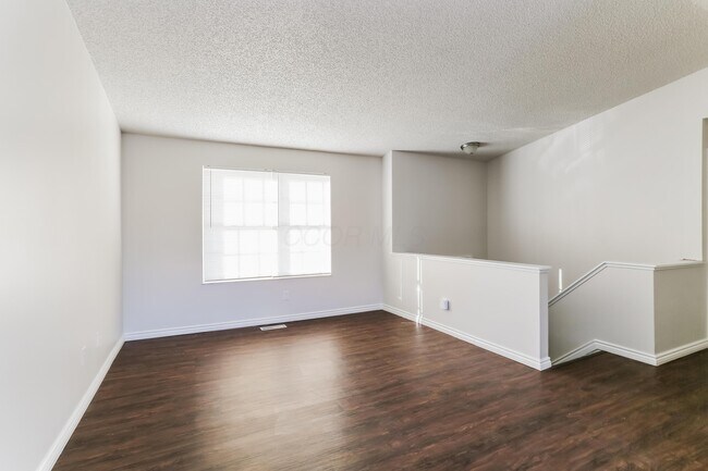 Foto del edificio - 1386 Tilia Ct