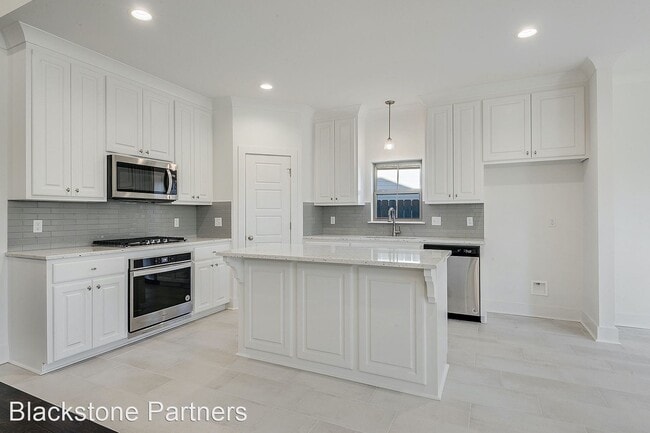 Building Photo - 4 br, 2 bath House - 39419 Waycross Ave