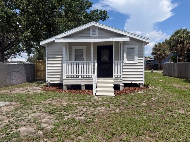 Foto del edificio - Suwanee Ave