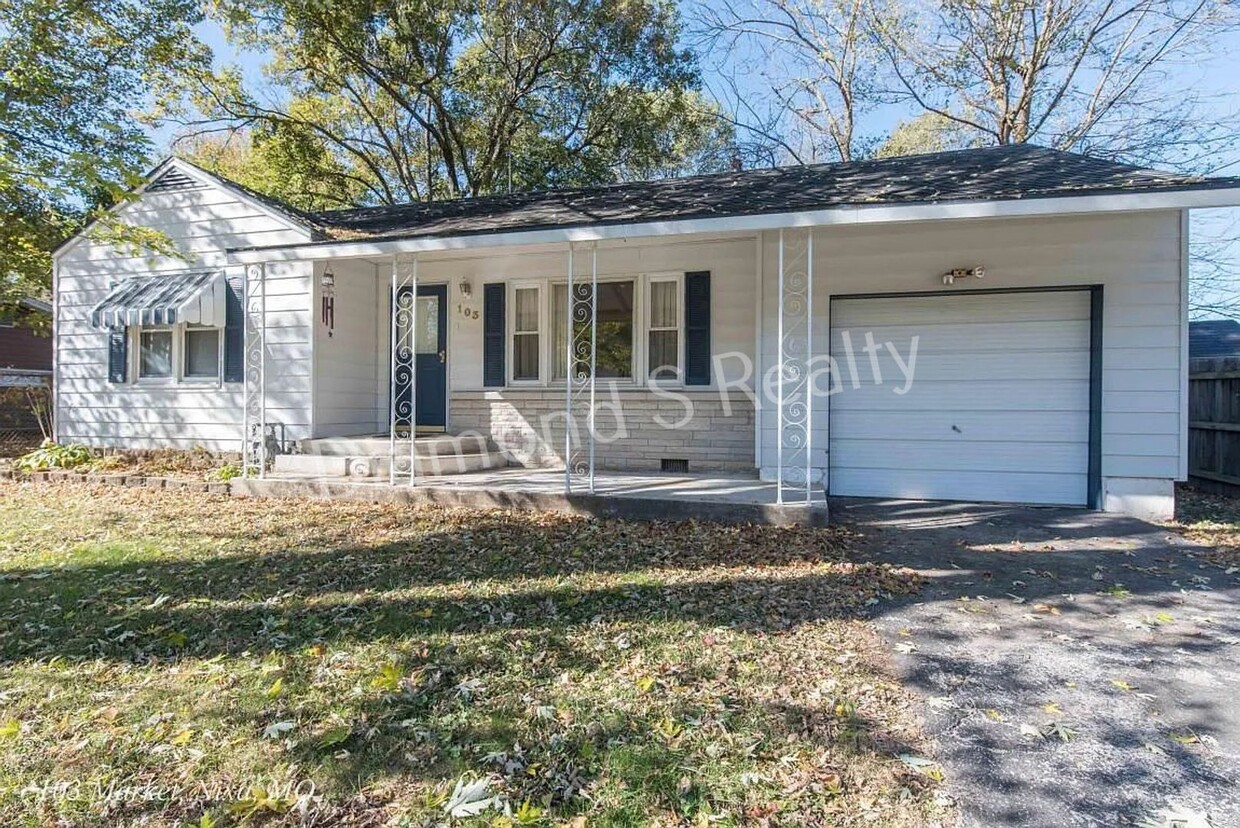 Primary Photo - Great 2 Bedroom Nixa Home Available Early ...
