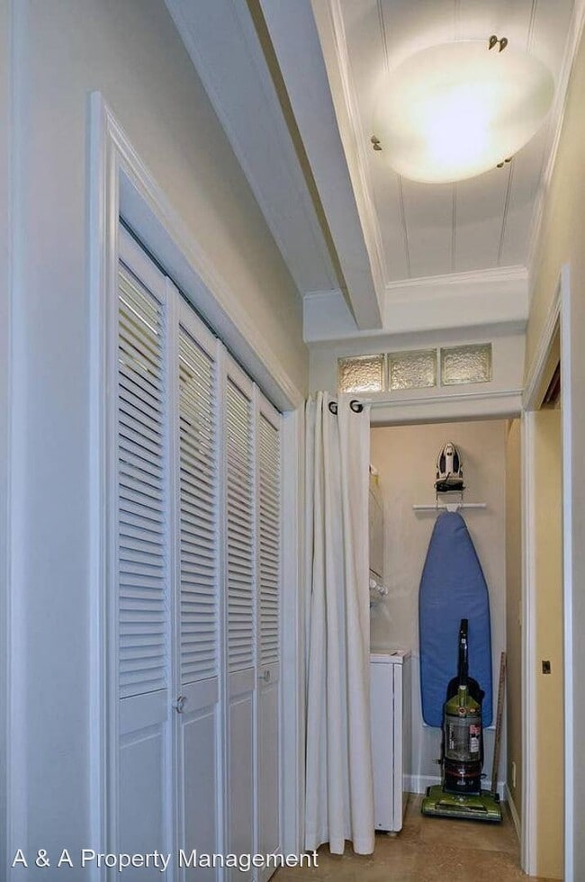 Building Photo - 2 br, 2 bath House - 230 Rio Del Mar #G