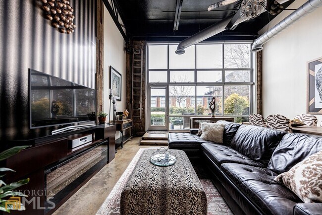 Foto del edificio - 5200 Peachtree Rd