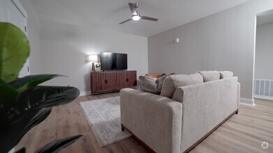 Building Photo - 2350 Filiatreau Ln
