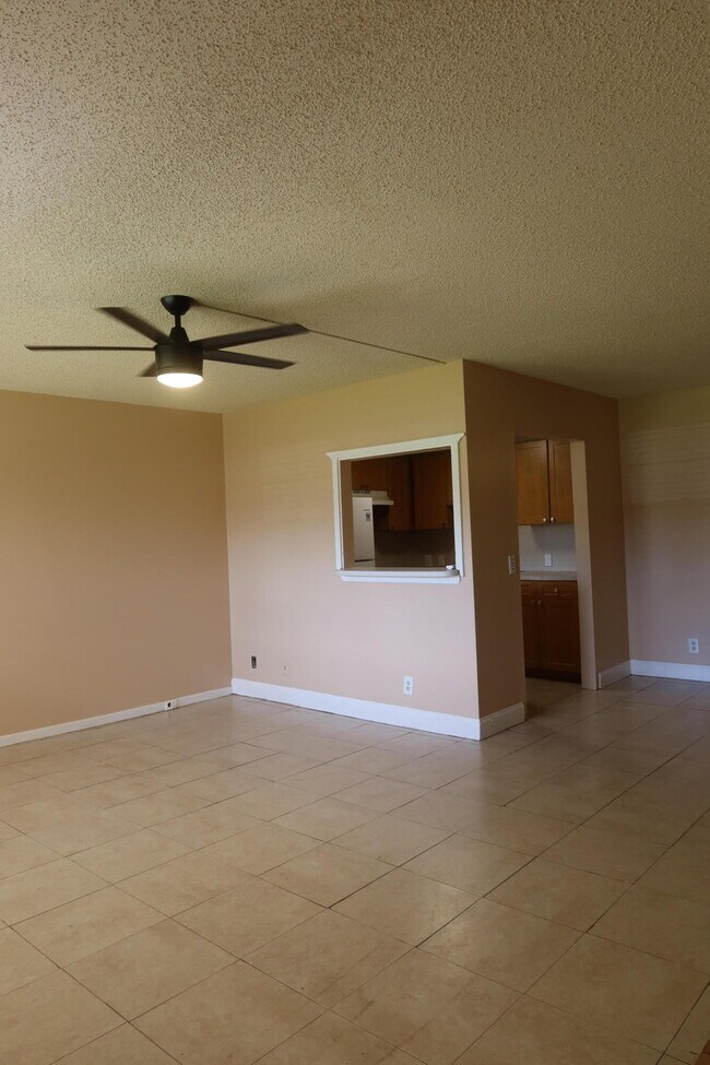 345 Mansfield I, Boca Raton, FL 33434 Condo for Rent in Boca Raton