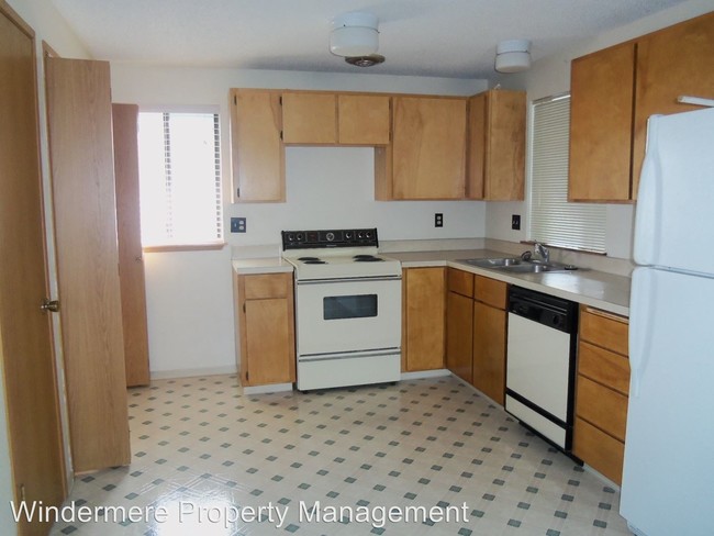 Foto del edificio - 229 NE Cedar Ave