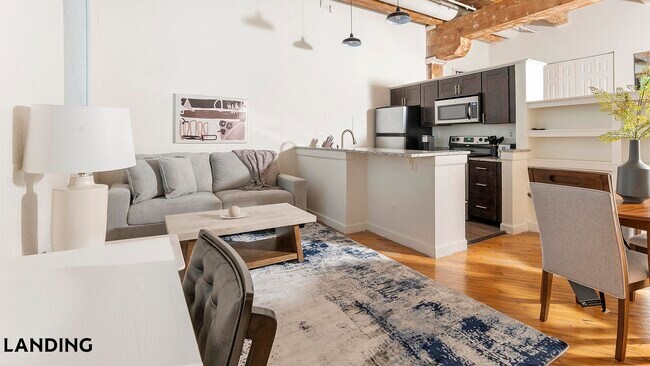 Foto del edificio - 121 S Fremont Ave