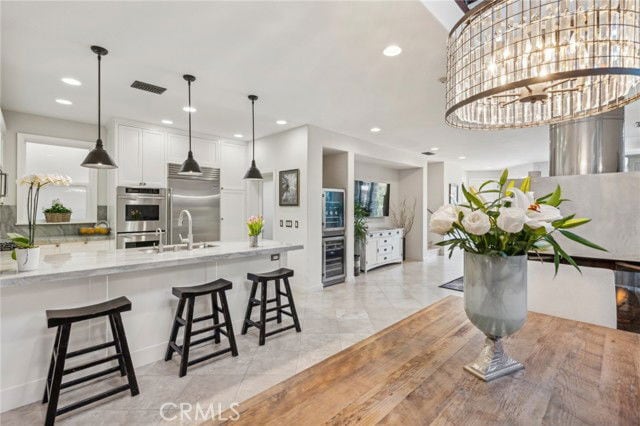 Foto del edificio - 610 Marigold Ave