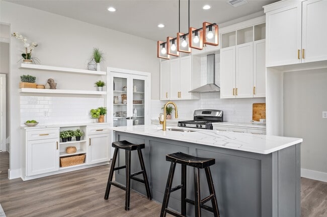 Building Photo - 7224 Avenue B