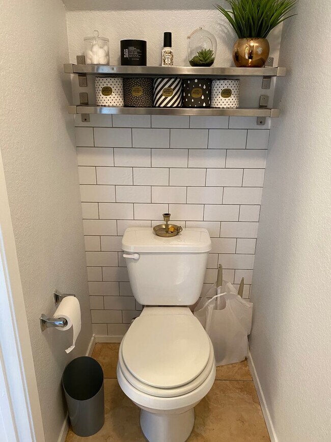Foto del edificio - 2 Bed / 2.5 Bath Condo in La Mesa