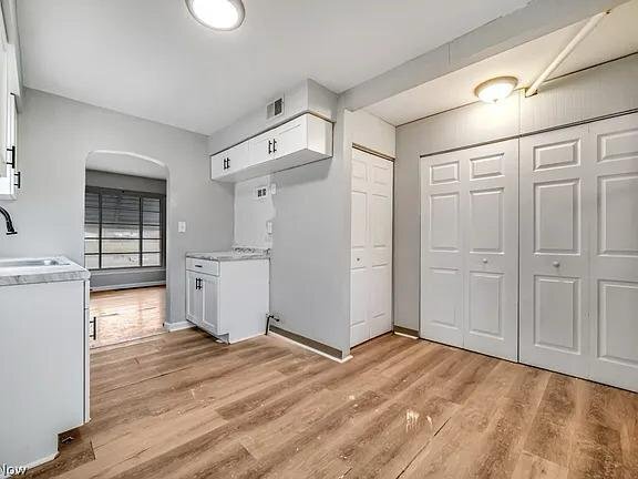 Foto del edificio - 3753 W 117th St