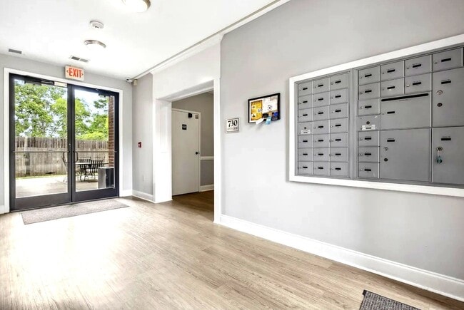 Building Photo - 720 Litty Ct