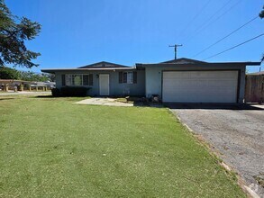 Building Photo - 1531 Eucalyptus Dr