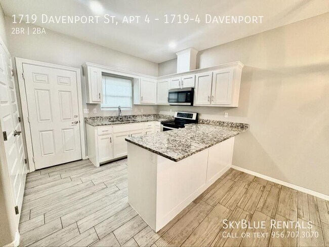 Foto del edificio - 1719 Davenport St