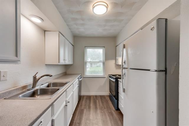 Foto del edificio - 503 Birchwood Cir