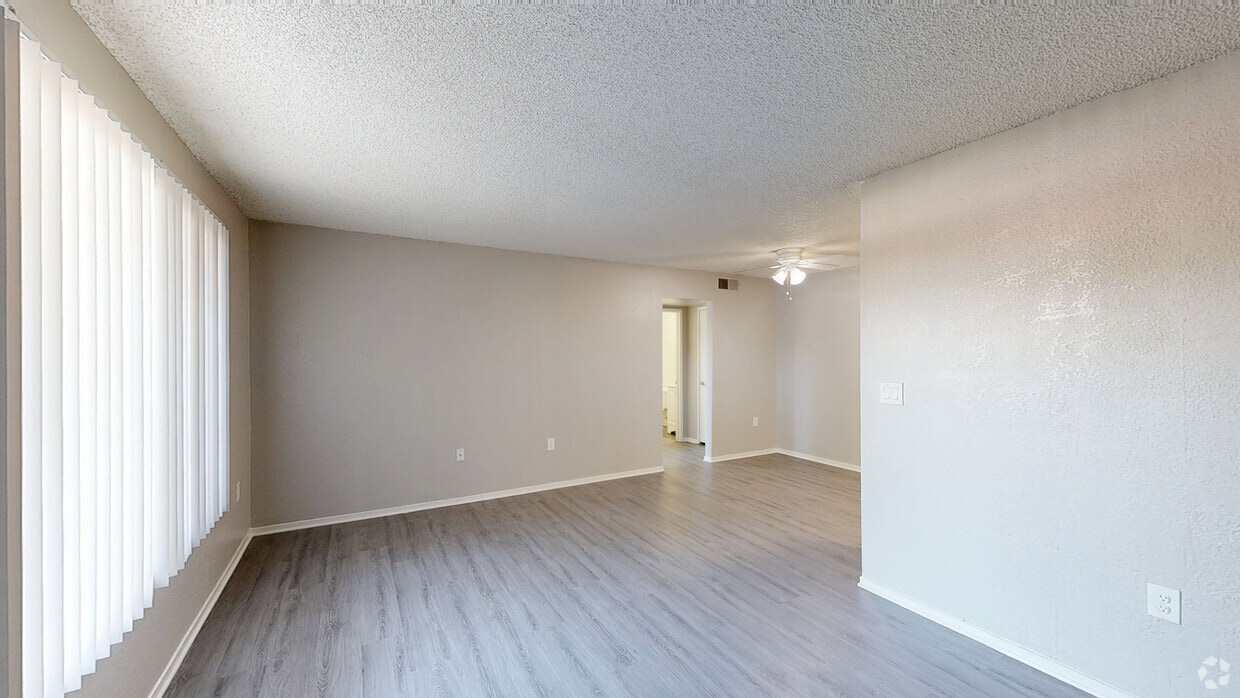 Photo - Falcon Pointe Apartments