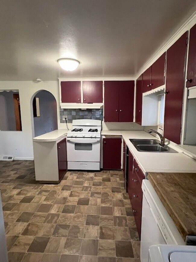 Foto del edificio - Charming 3bedroom, 1.5bathroom Home